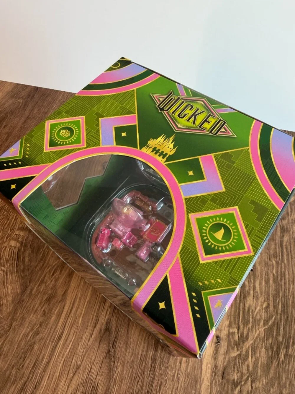 Wicked Polly Pocket - Limited Edition Collectible